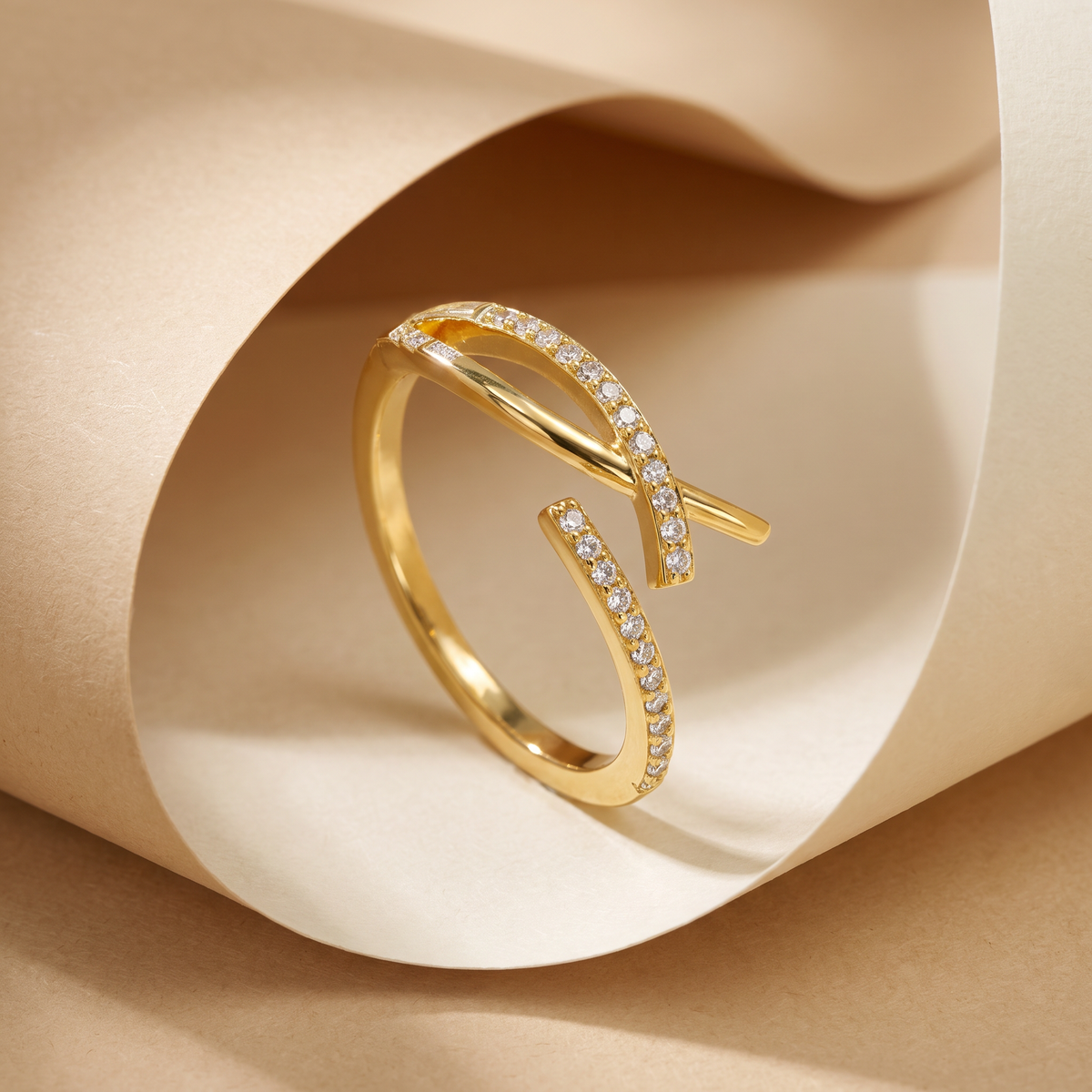 Ribbon Swirl Ring