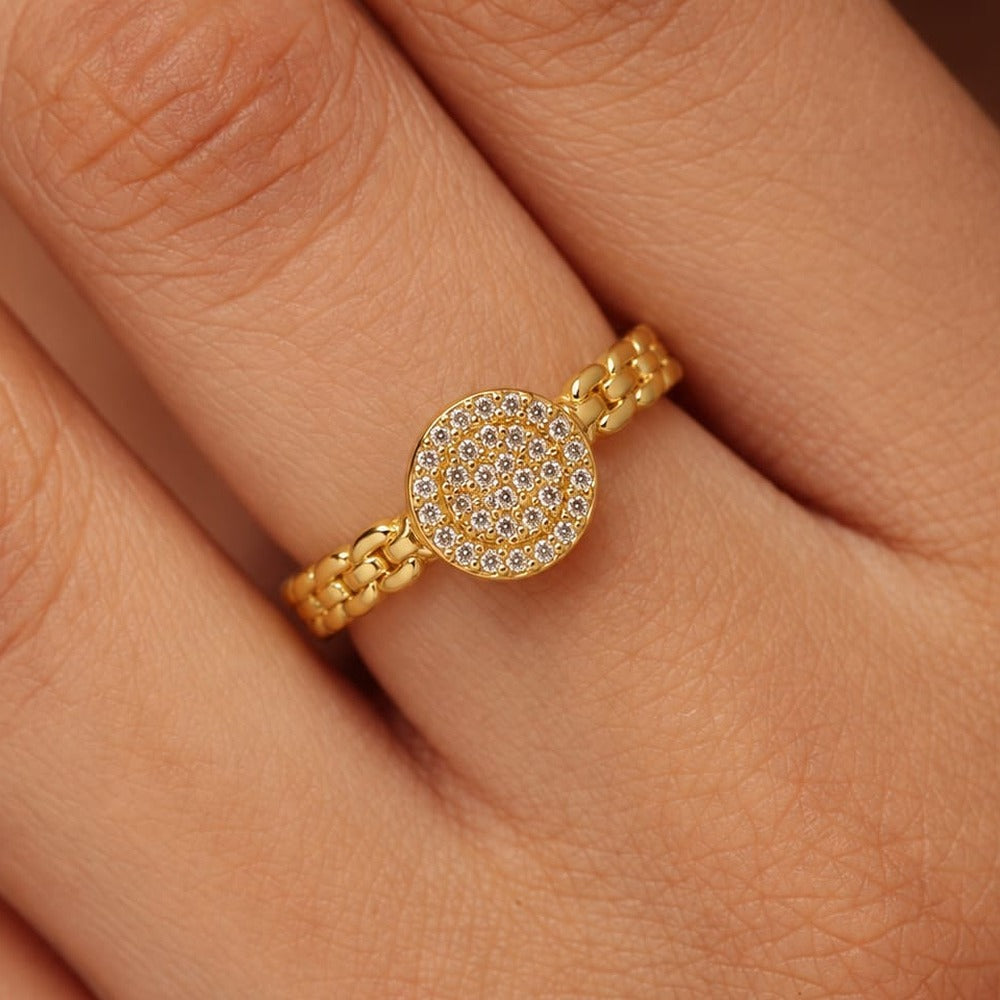 Starlight Disc Ring - round pave disc ring on chain link band